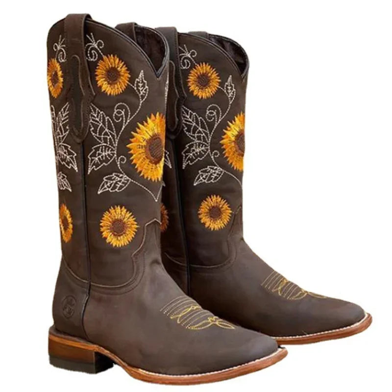 Winter Women Fashion Boots Outdoor Comfort walking shoes Embroidery