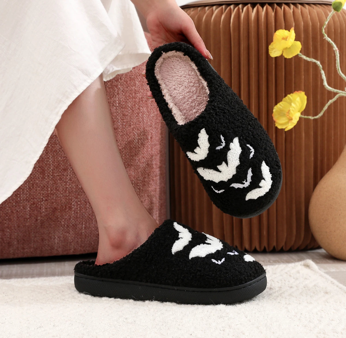 Halloween Bat Pattern Embroidered Plush Home Thick-Soled Comfortable