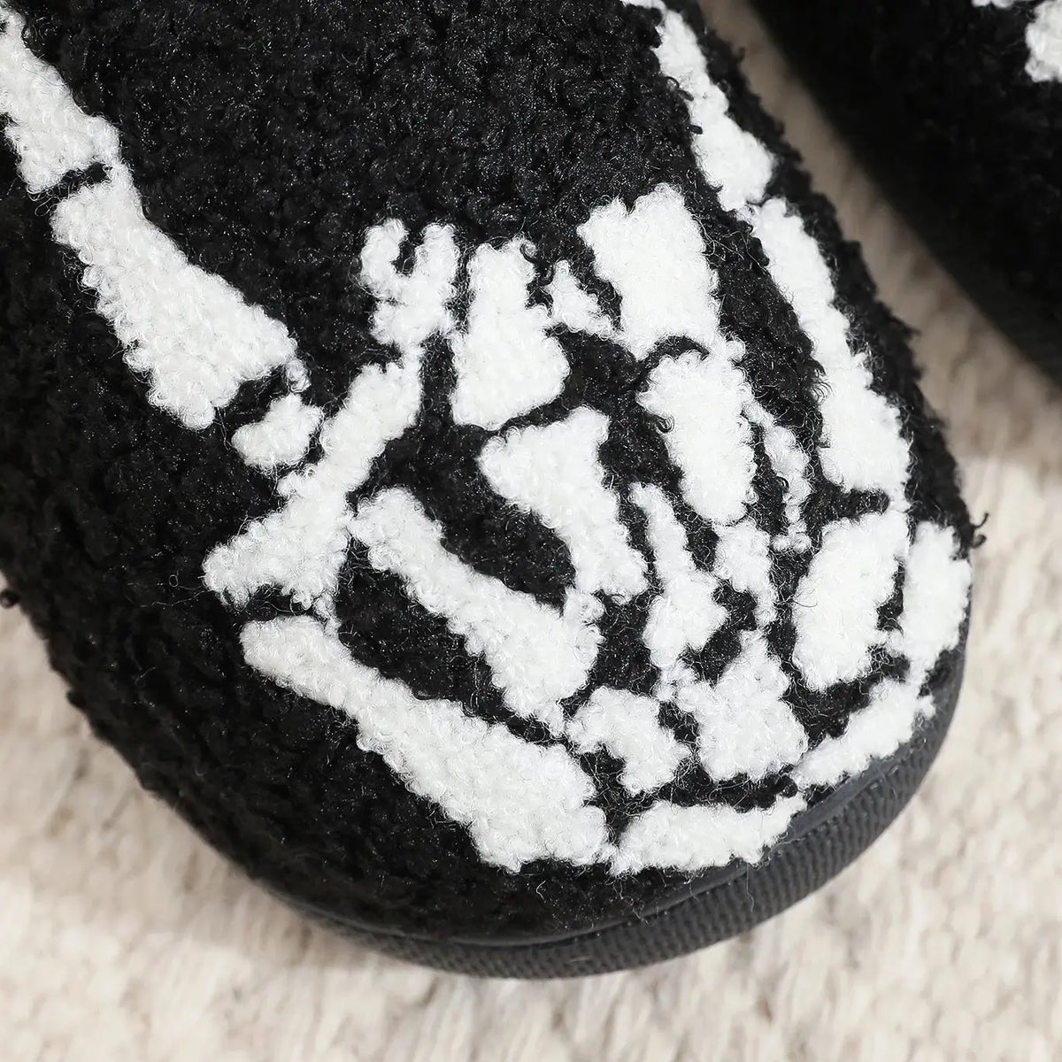 Skull Finger Pattern Skull Embroider Plush Home Thick-Soled