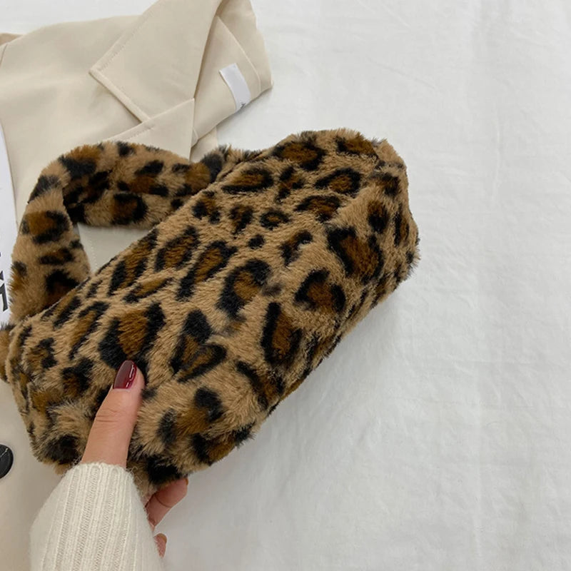 Stylish Leopard Pattern Tote Bag Soft Plush Handbag Underarm Shoulder