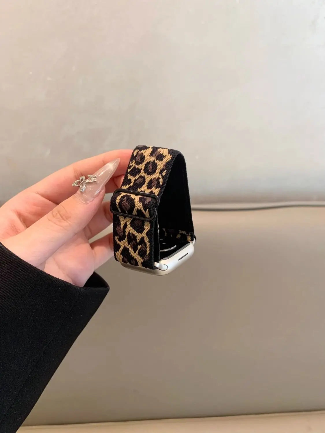 1 Pack Leopard Print Elastic Loop Band Compatible With Apple Watch