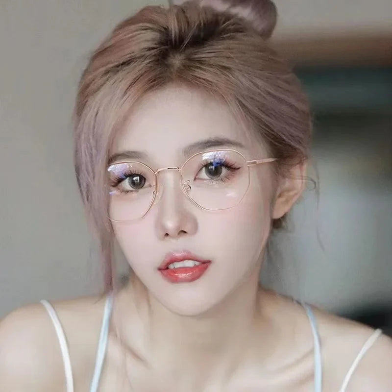 Luxury Myopia Glasses Classic Vintage Anti-blue Light Eyeglasses Women