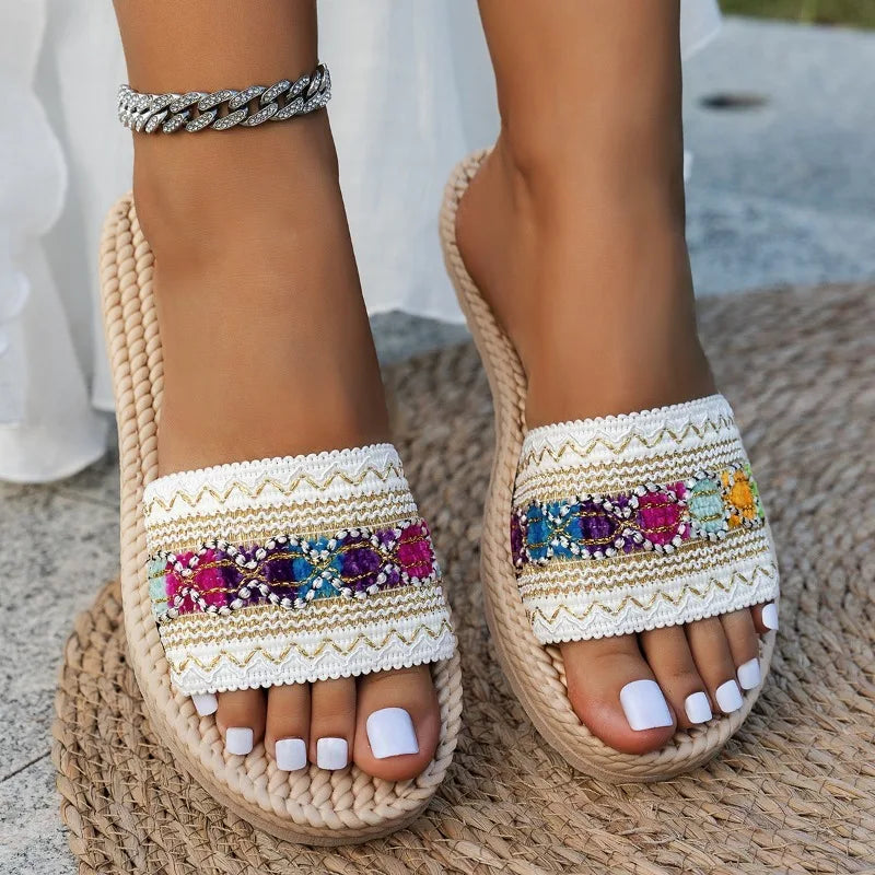 Women Slippers Outdoor Flat Designer Shoes Women Large Size Bohemian