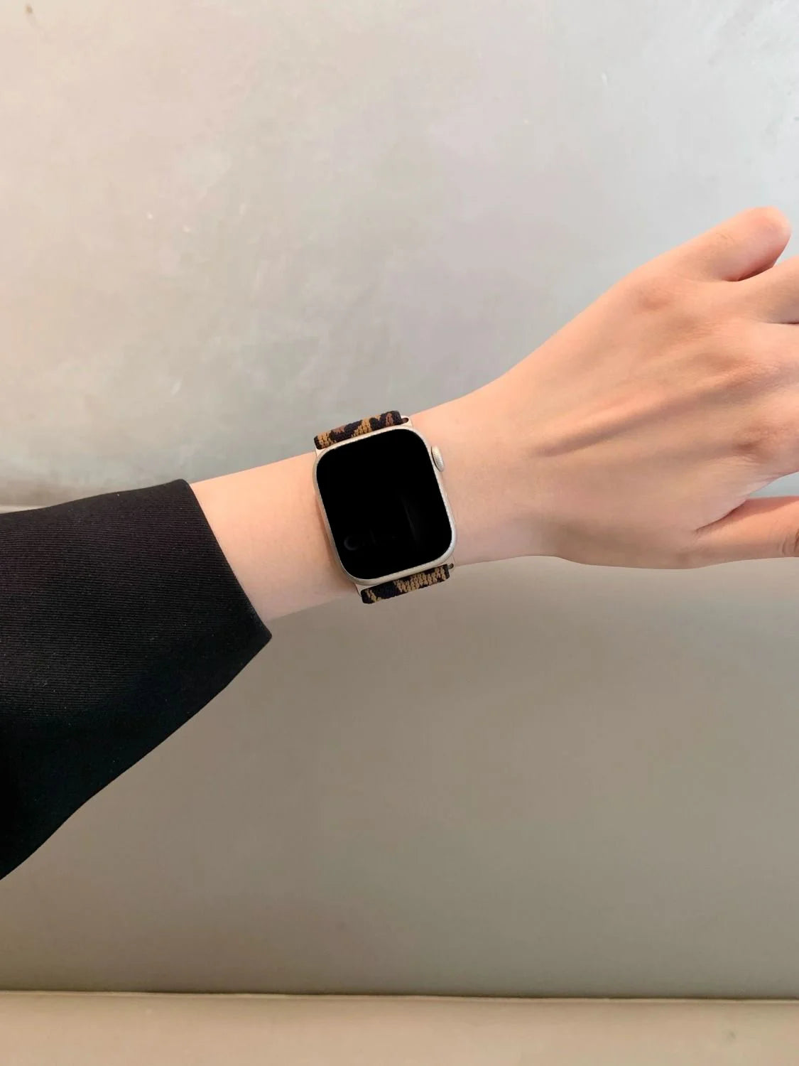 1 Pack Leopard Print Elastic Loop Band Compatible With Apple Watch
