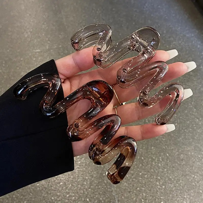 Women's Wavy High Glossy Amber Brown 11cm/4.33in Large Lightweight